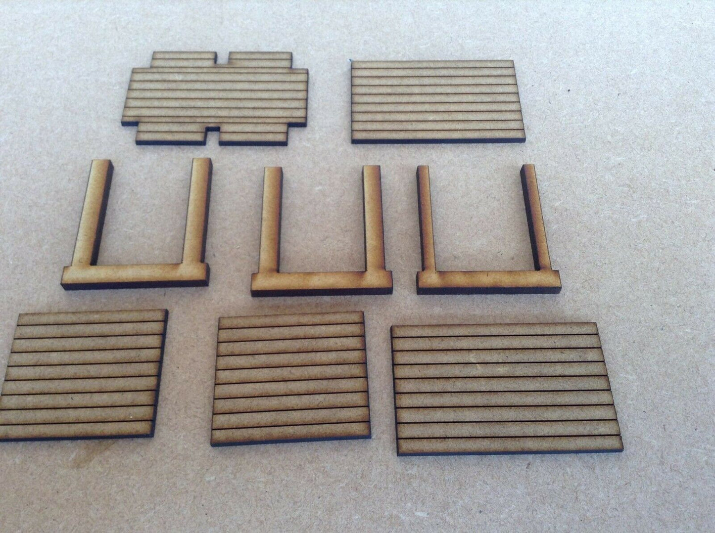 Woody Farm Building. potato boxes 1 ton 1:32, Farm buildings