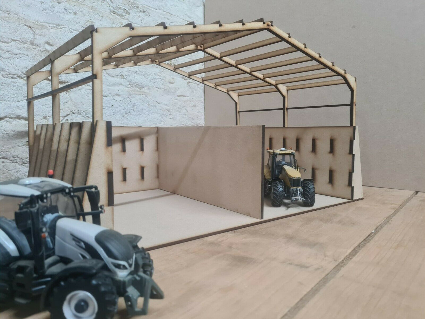 MMBWB-01 - silage pit with building 1:32