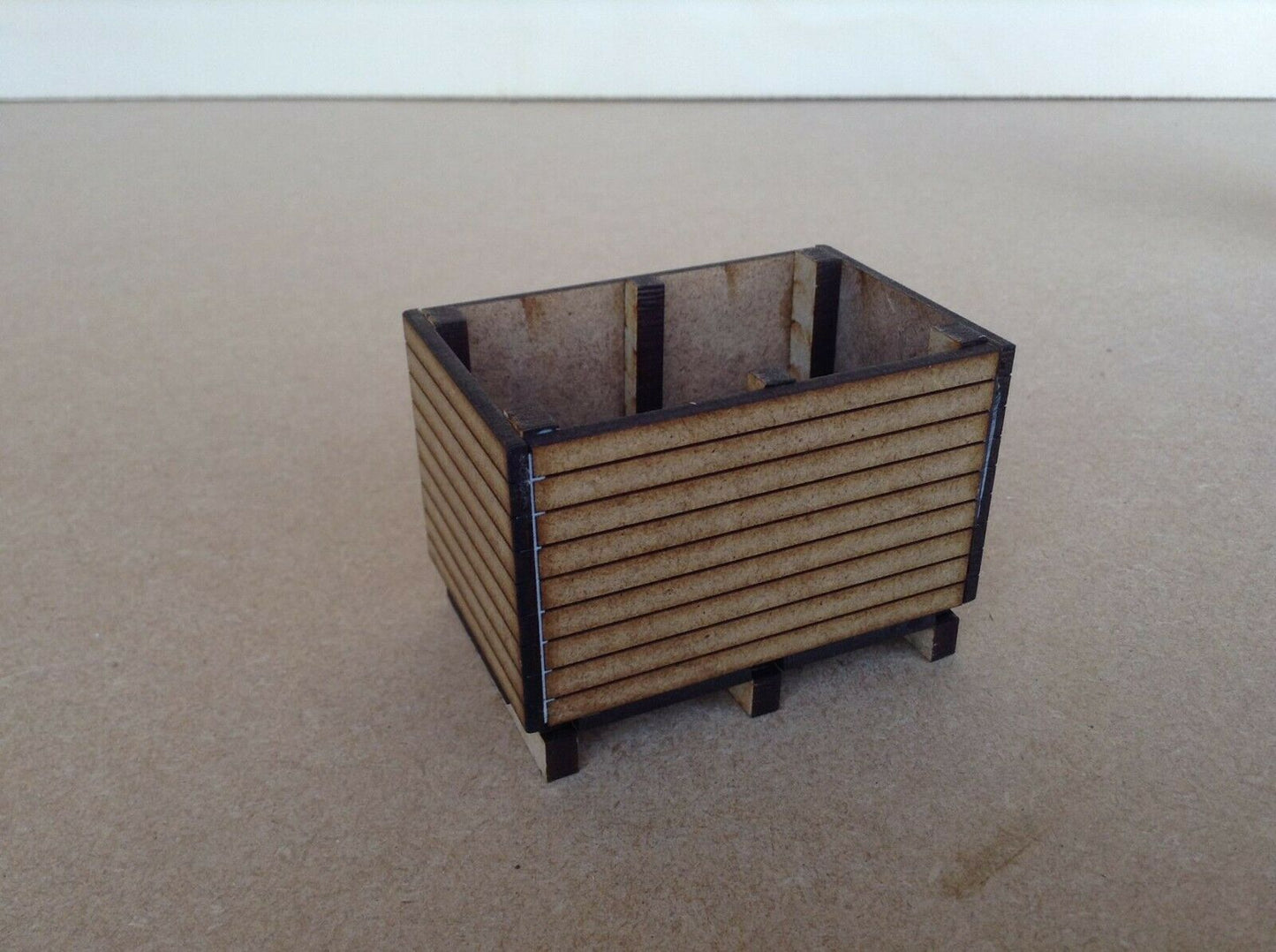 Potato boxes 1.25 ton  1:32 scale