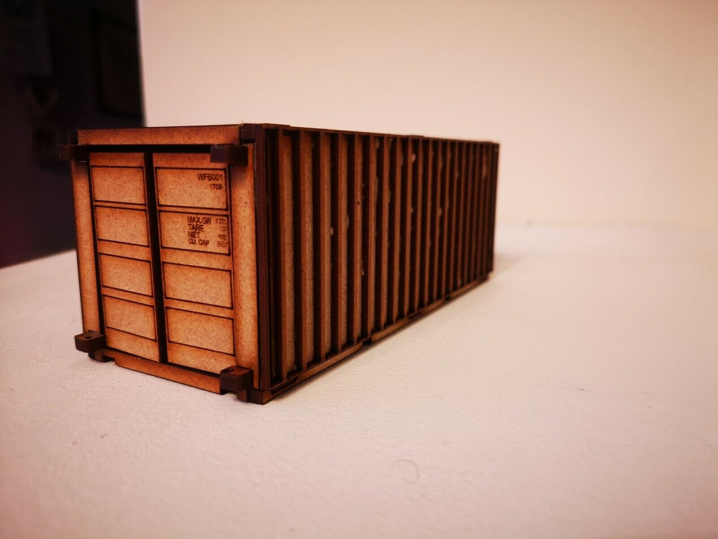 Shipping container 20ft 1:32